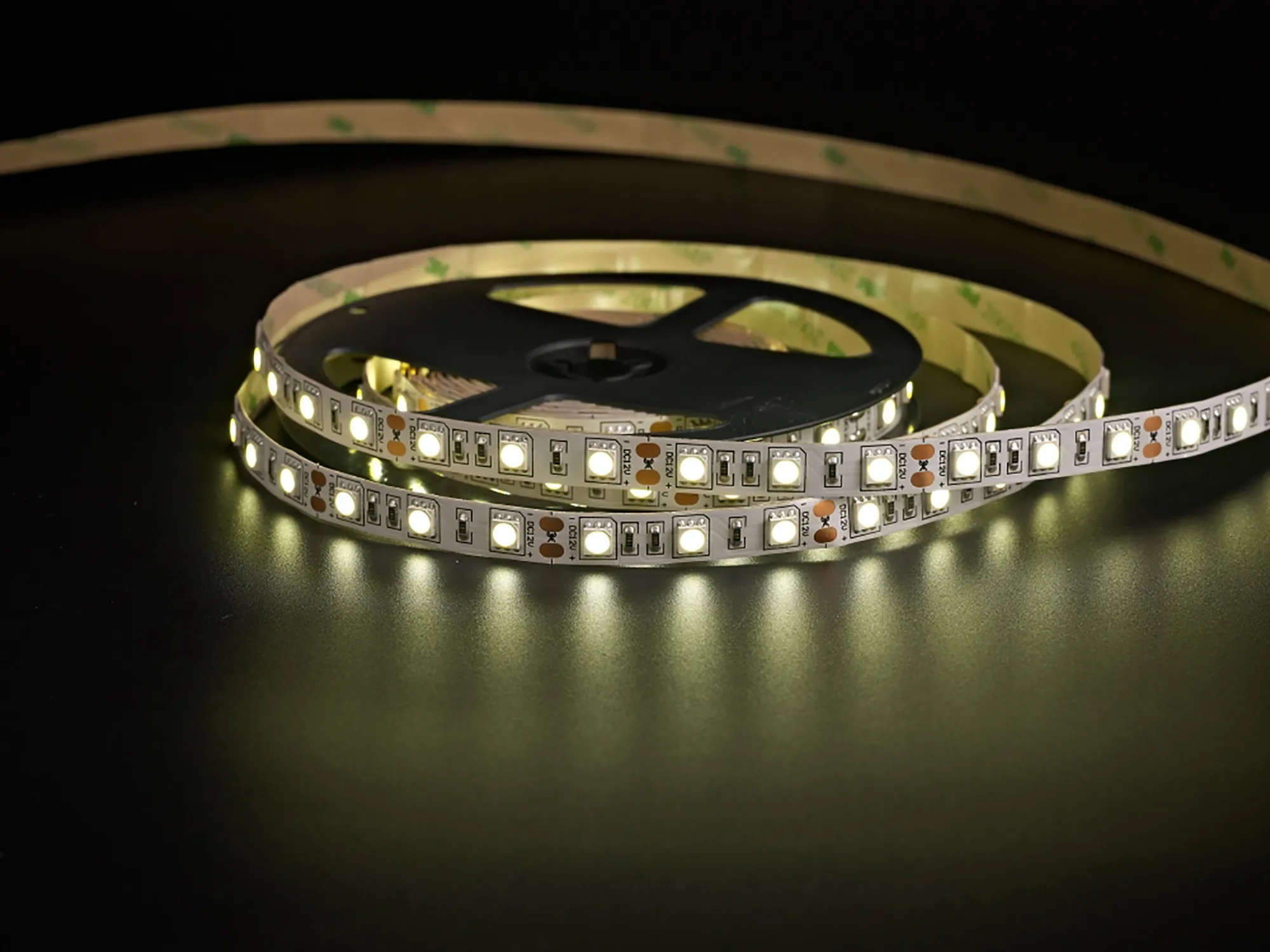 Axios Select 12V IP20 14.4W/m 5050 60LED/m Strip Lighting Dlux IP20 Strip